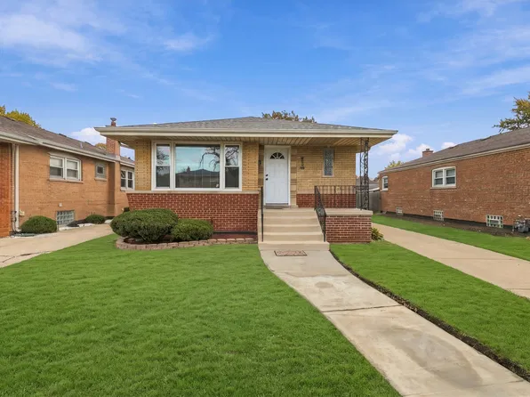 8729 S Fairfield Ave, Evergreen Park, IL 60805
