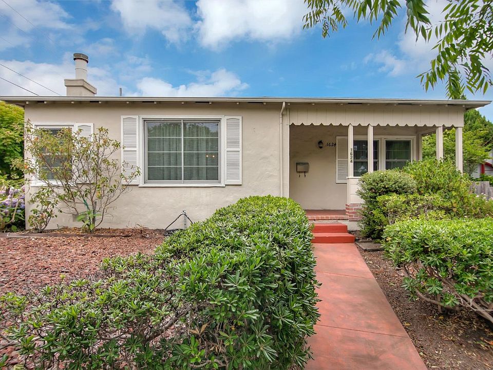 1624 Bay St Santa Cruz CA 95060 Zillow