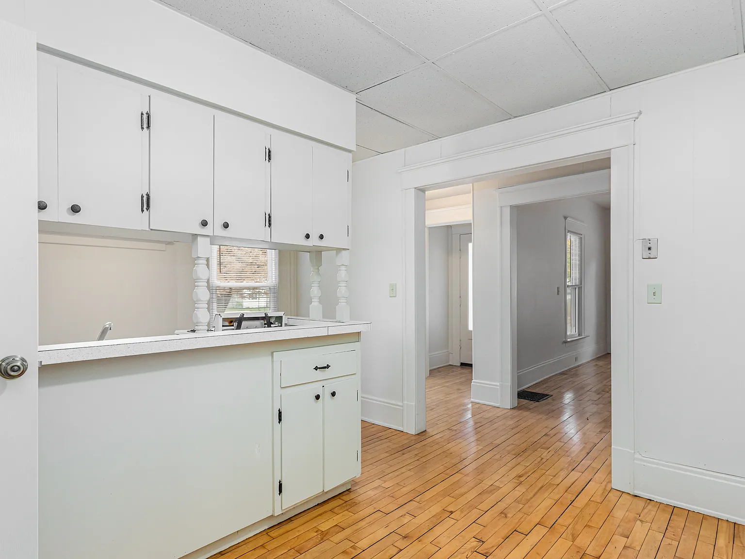1115 N Lincoln St — Photo 2