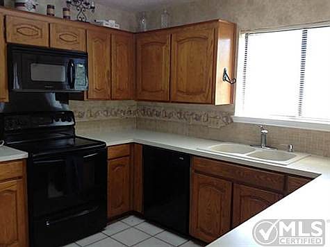 5th image of 4506 Coventry Dr