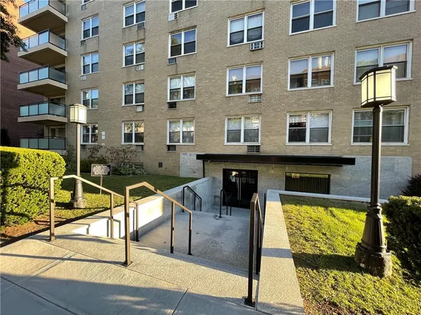377 Westchester Avenue #4N, Port Chester, NY 10573