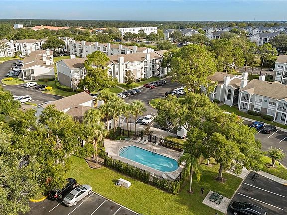 3rd image of 2550 N Alafaya Trl APT 6111