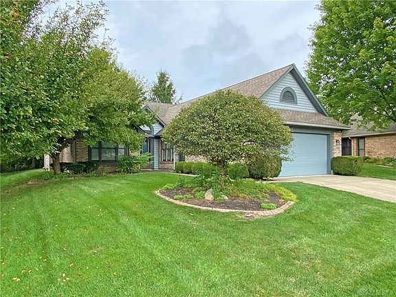 2nd image of 423 Springside Dr