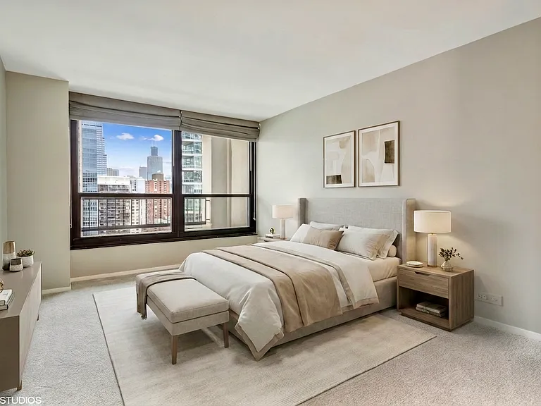 1030 N State St #16K — Photo 10