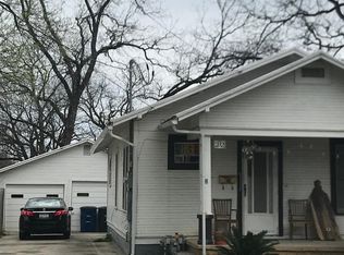 232 N Market St, New Braunfels, TX 78130