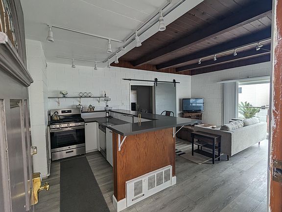 2nd image of 3604 Alma Ave #A