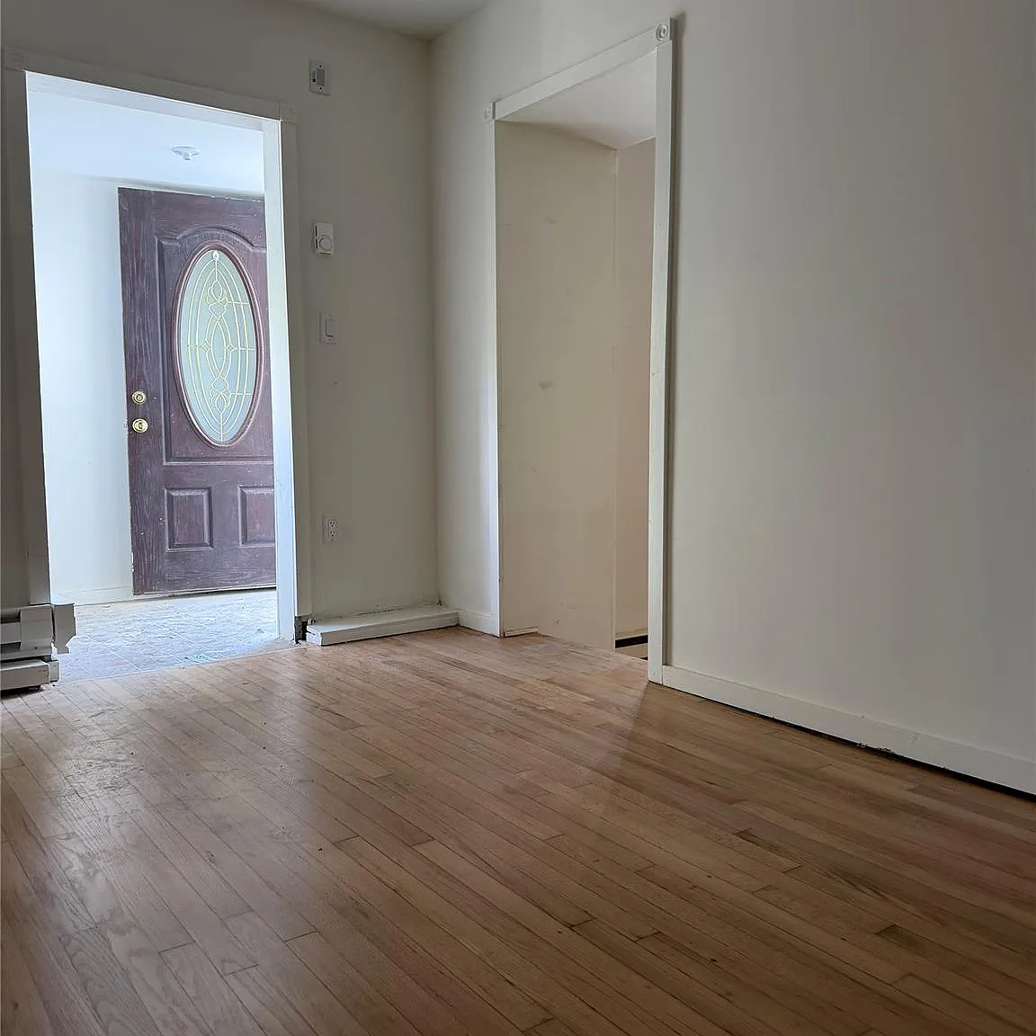 2 bed, 1.0 bath, 700 sqft, $2,500 — Photo 4