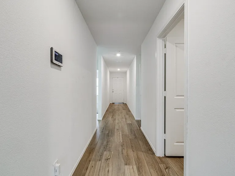 436 Frio Pass Trl — Photo 9