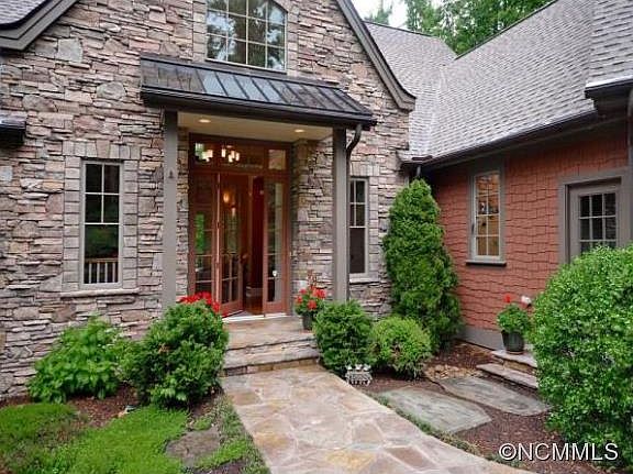 2nd image of 34 Village Springs Ln