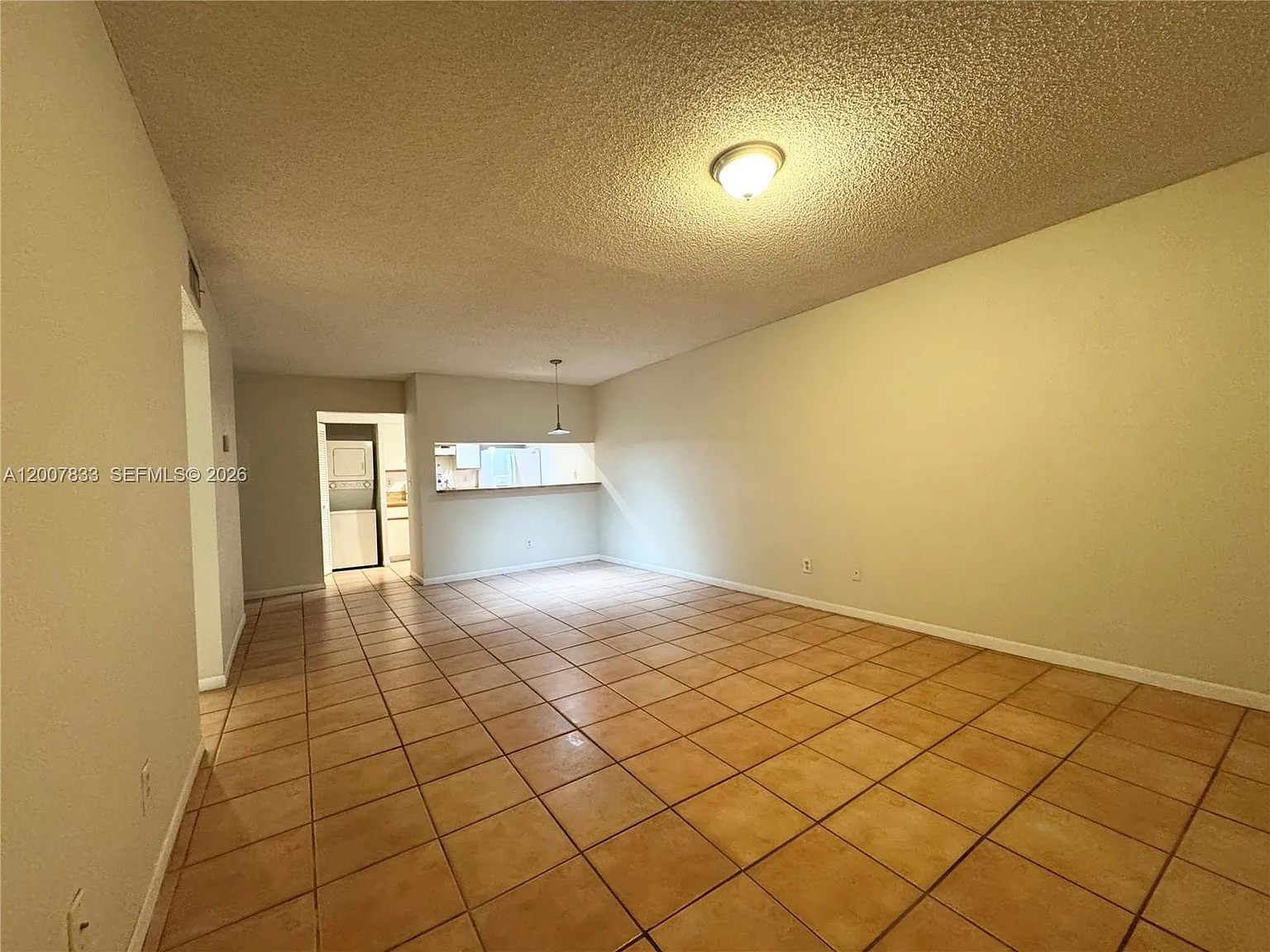 Club Quarters At Raintree — Photo 3