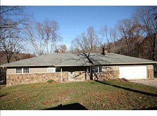 14303 Fox Rd, Rogers, AR 72756