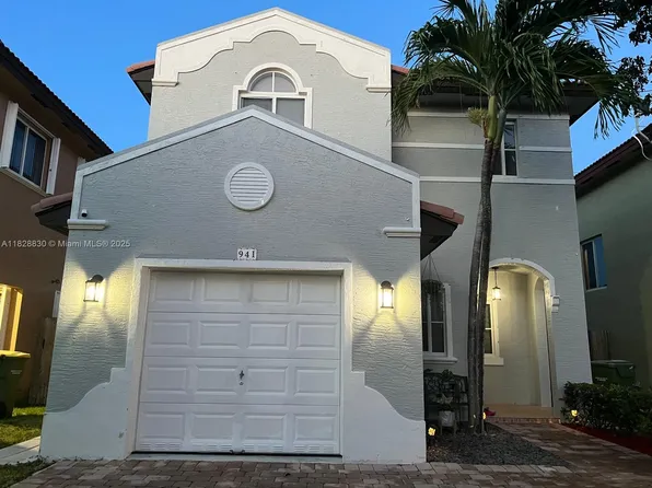 941 NE 41st Ter, Homestead, FL 33033
