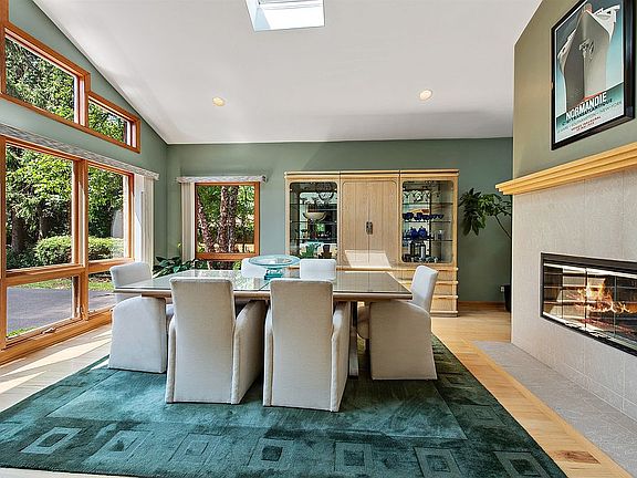 Dining Room / Living Room