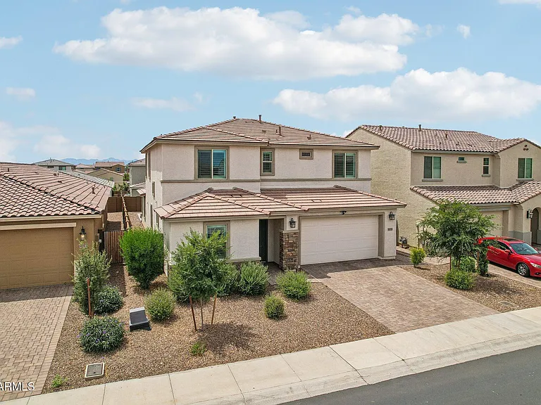 9019 W Denton Ln — Photo 53