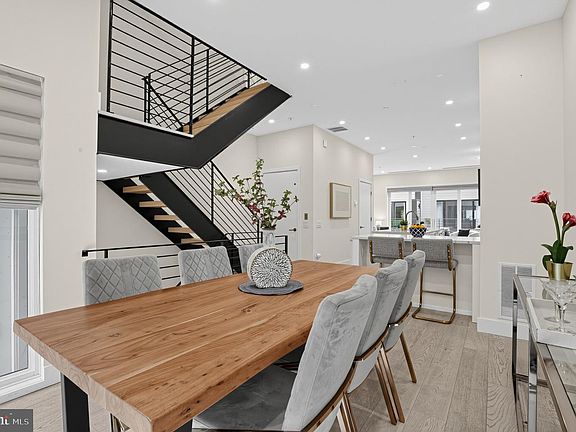 5th image of 117 N 23rd St
