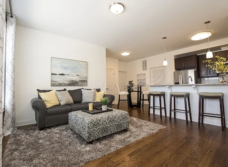 200 Falcon Point Way — Photo 1