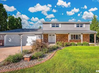 509 E Idlewood St, Morton, IL 61550