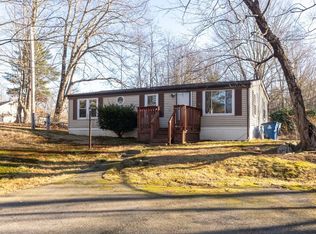 238 Brookfield Rd, Brimfield, MA 01010