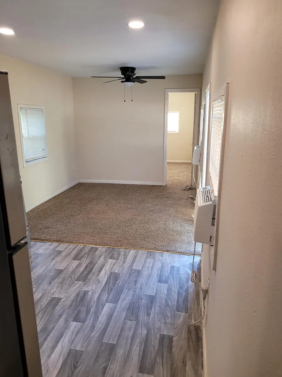 Building Photo - 420 Terlingua