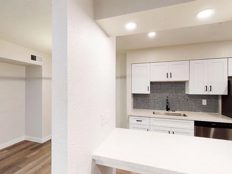 Aurora Villas