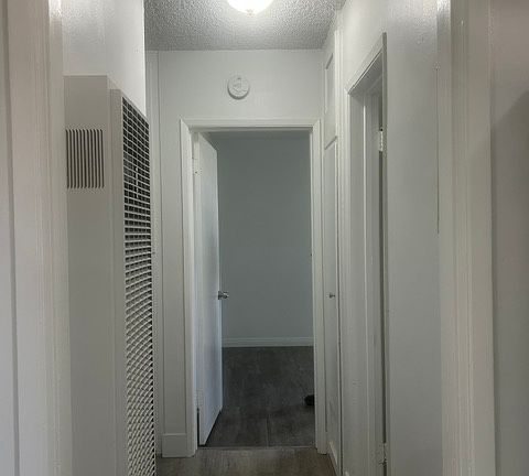 5th image of 570 N Hollenbeck Ave #0