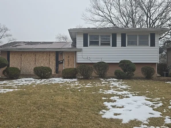 19011 Loretto Ln, Country Club Hills, IL 60478