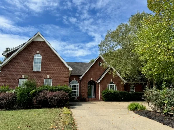 1923 Nightwalk Ct, Murfreesboro, TN 37130