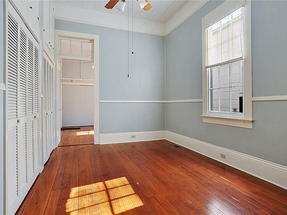 5th image of 417 Pelican Ave