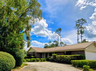 1017 Pineview Cir SW, Live Oak, FL 32064