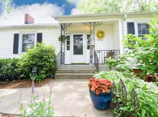 110 Karen Dr, Greenville, SC 29607