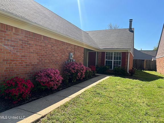 4th image of 5395 Bradley Dr