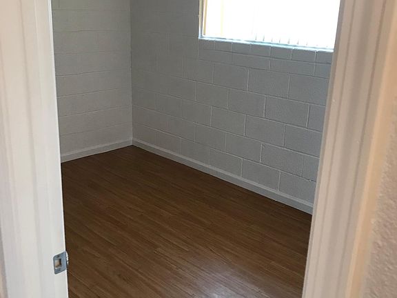 2nd image of 1416 F St APT 18