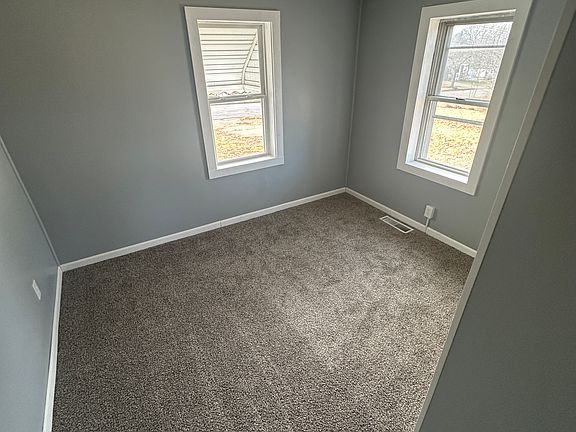 5th image of 865 Georgia Ave