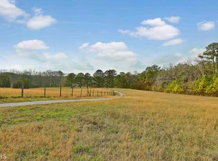 711 Roswell Lee Rd, Grantville, GA 30220