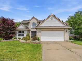 14844 Santa Anita Ave, Livonia, MI 48154