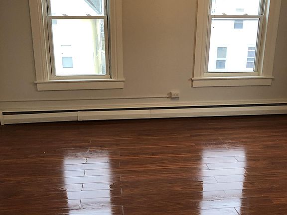 5th image of 262-3 Auburn St