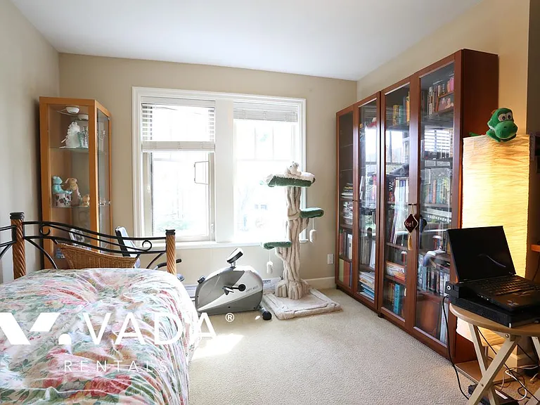 837 W 14th Ave — Photo 11