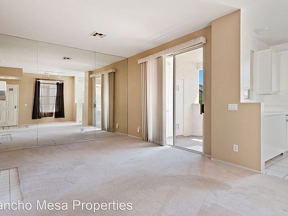 4th image of 10864 Sabre Hill Dr