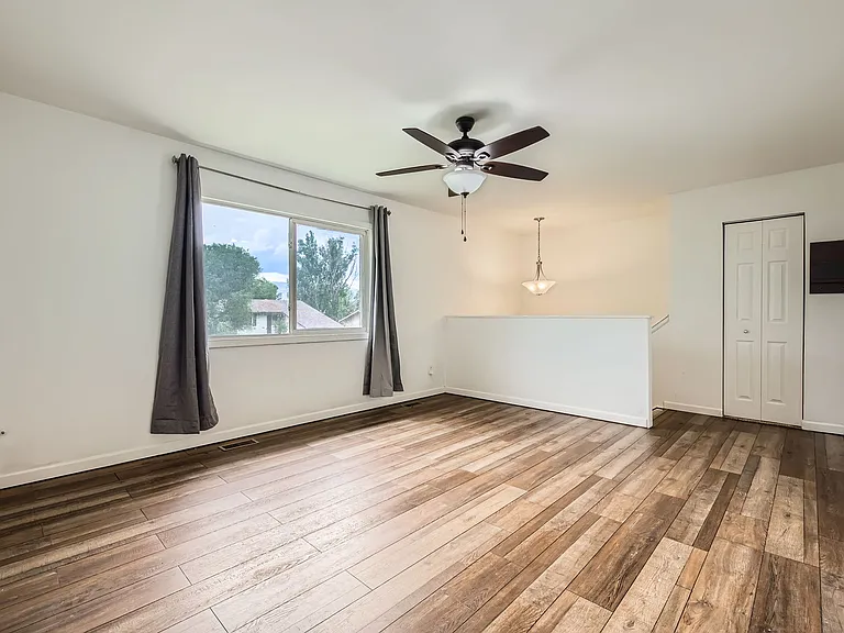 605 Raemar Dr — Photo 4