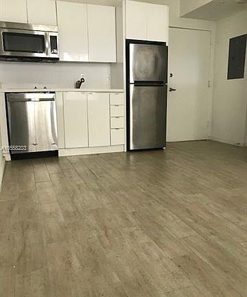 3rd image of 1611 Meridian Ave APT 107