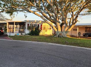 5111 9th St W, Bradenton, FL 34207