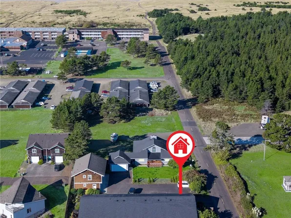 1515 Ocean Beach Boulevard N #101, Long Beach, WA 98631