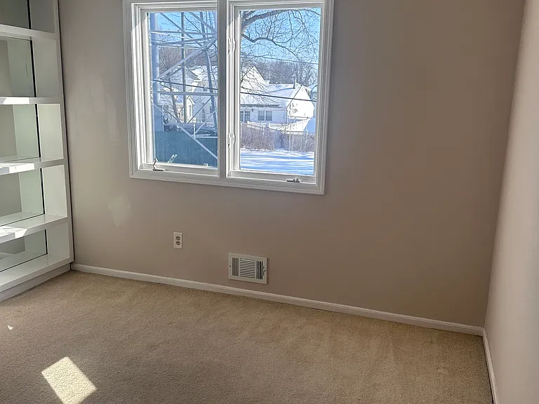 9 Daisy Ct — Photo 17