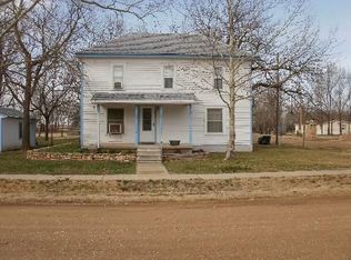 202 Spring St, Gypsum, KS 67448