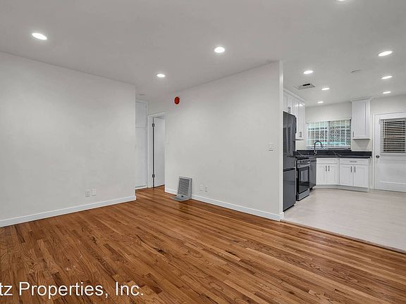 5th image of 2826 Avenel St #15343990