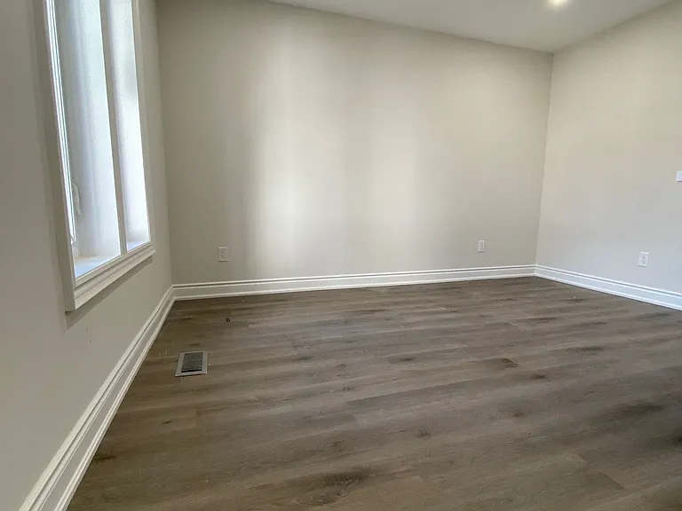 239 Main St #4 — Photo 4