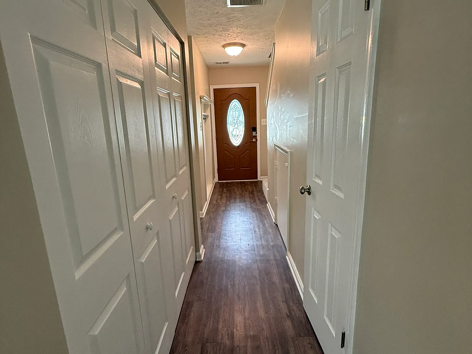 3 bed, 1120 sqft, $2,500 — Photo 3
