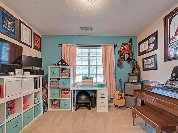Study/Gameroom