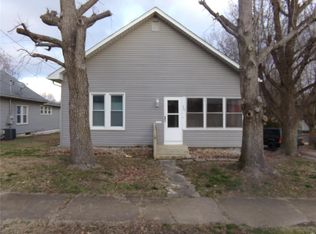 306 N Parkhill St, West Frankfort, IL 62896