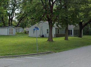 1805 Mullins Ave, Cahokia, IL 62206
